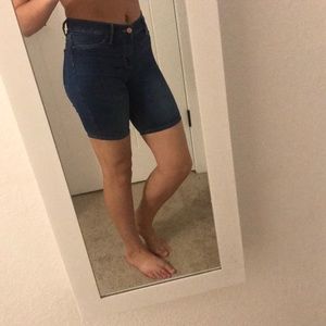 Dark Wash Denim Shorts w Black Inside